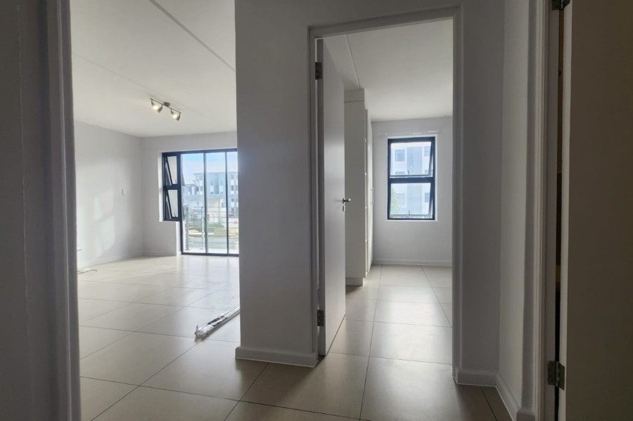 2 Bedroom Property for Sale in Parklands Western Cape